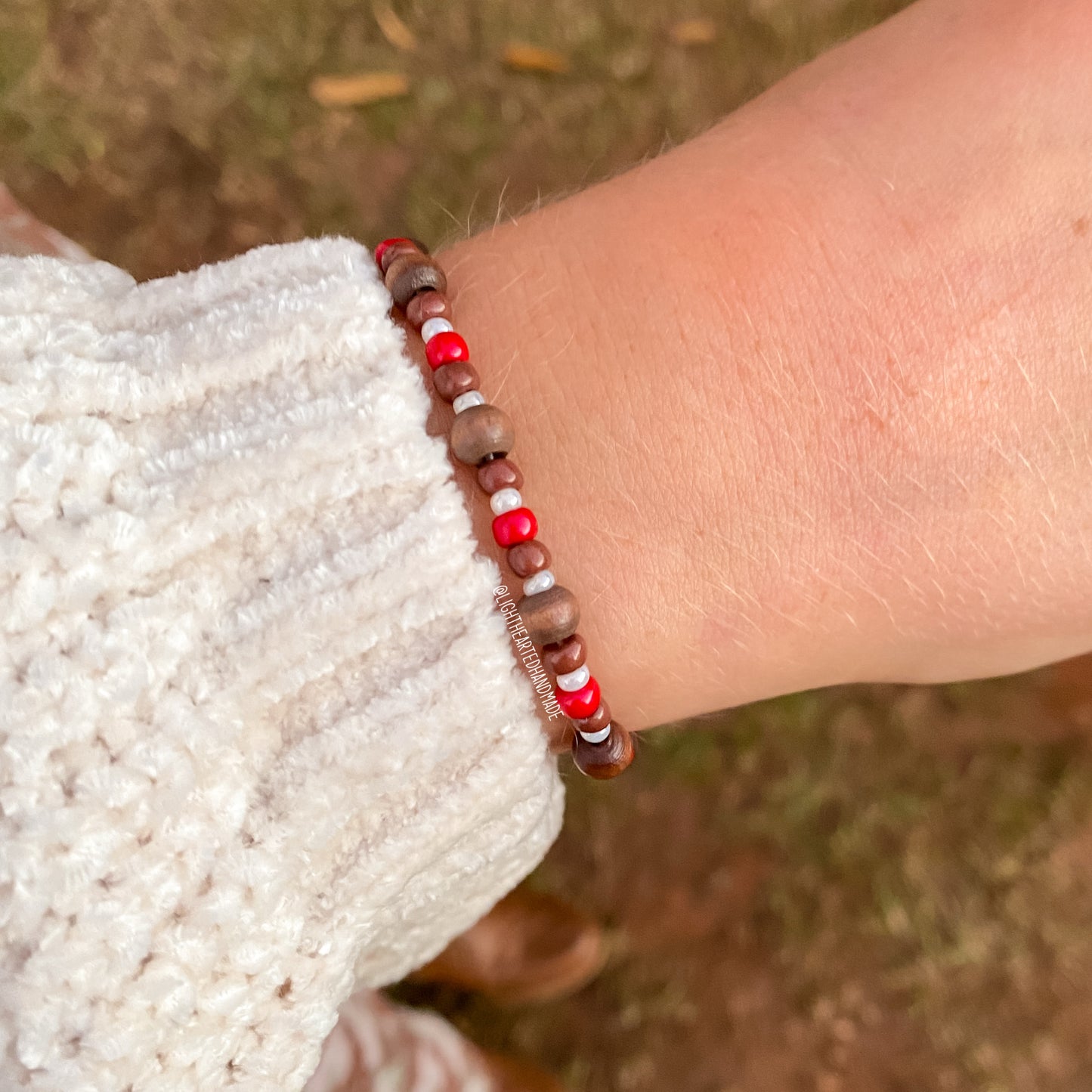 The Cross Bracelet